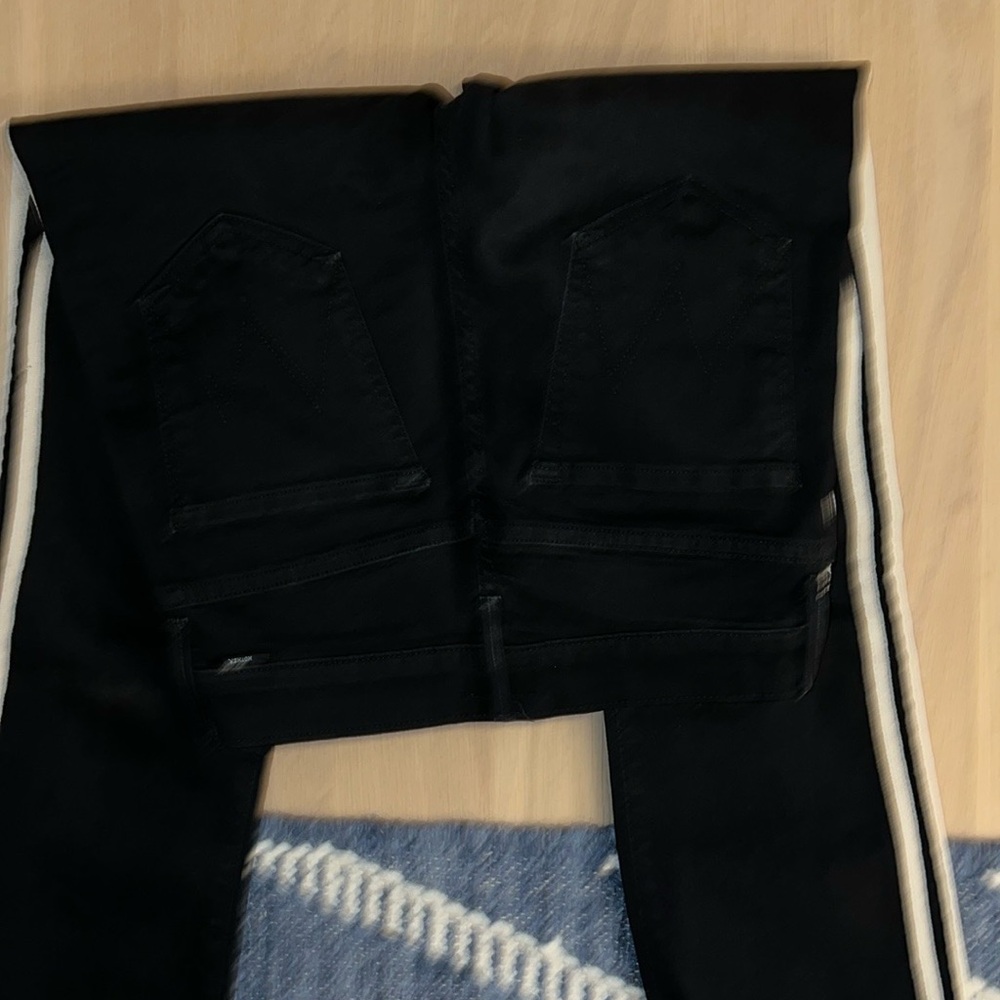 MOTHER Black Denim Jeans - Picture 6 of 7